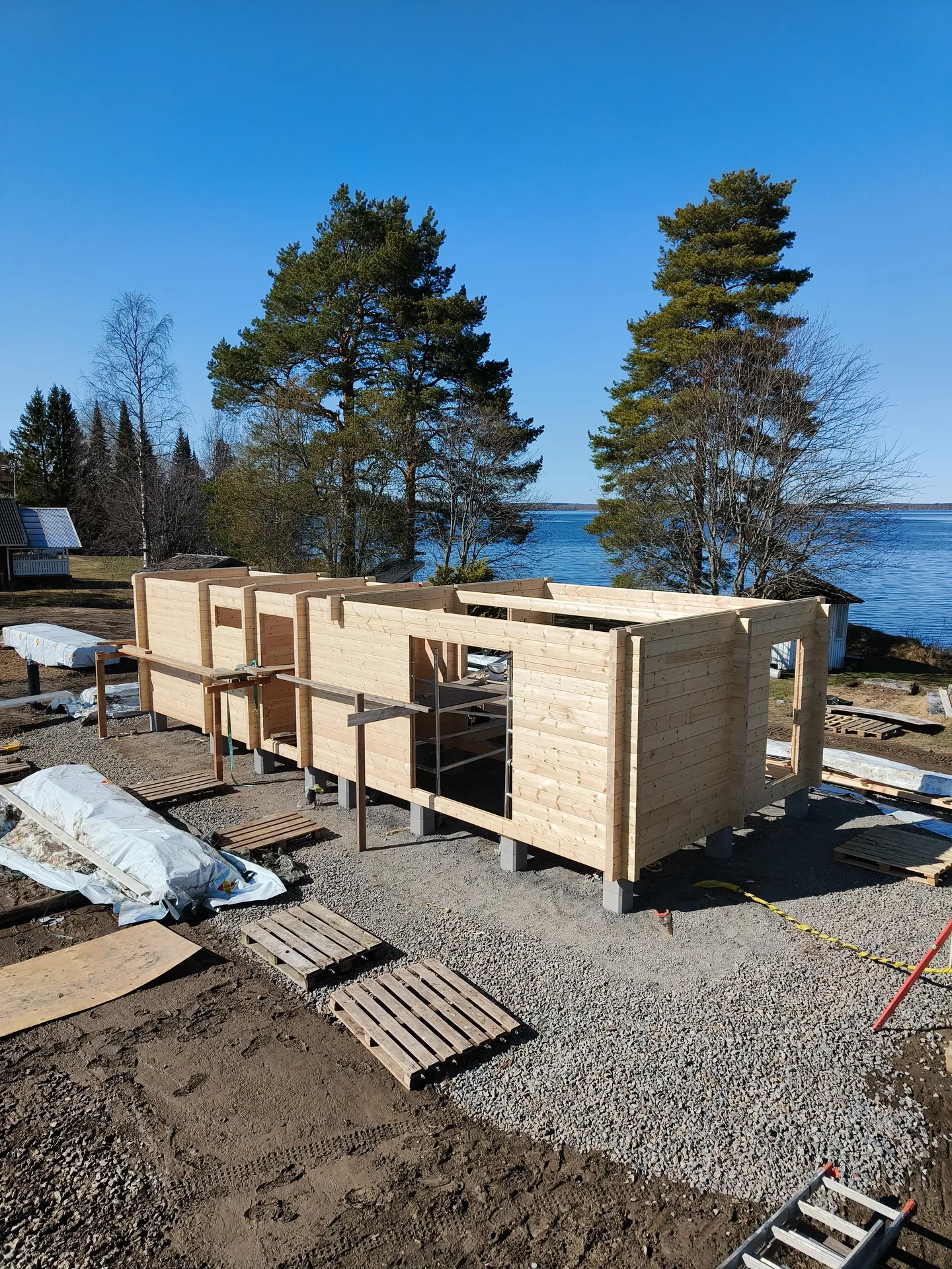 Vaihe 2: Runko nousee